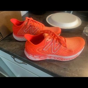 New balance fresh foam 1080 V11 running shoes, size 8.5